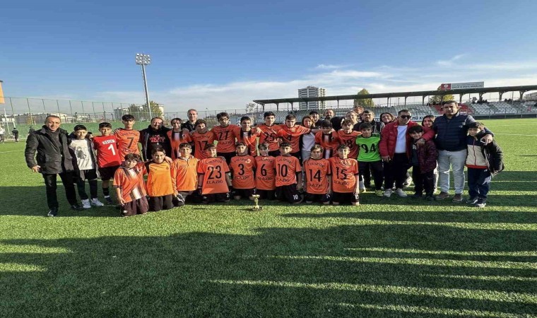 Elazığ U14 Liginde şampiyon Yolspor