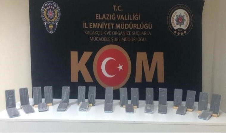 Elazığda 27 adet gümrük kaçağı cep telefonu ele geçirildi