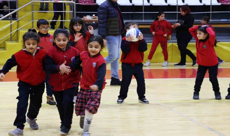 Elazığda geleneksel ‘yakan top turnuvası