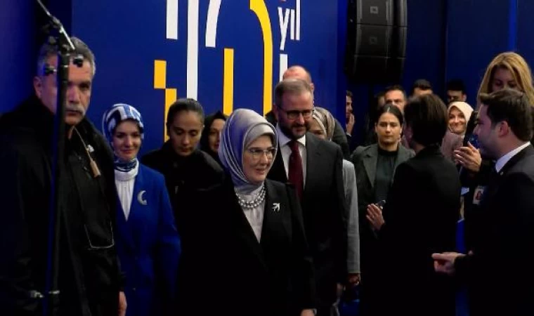 Emine Erdoğan : Teknoloji okuryazarı olmak ve tehdit edici unsurlara karşı, her türlü savunmayı güçlendirmeliyiz