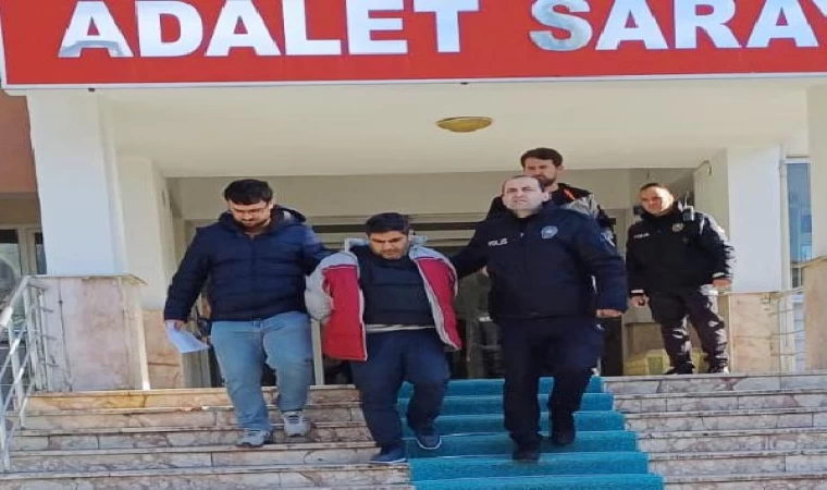 Eski eşi ile kızını öldüren diş teknisyeni tutuklandı; cenazeler toprağa verildi