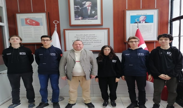 Eskişehir Fatih Fen Lisesi ekibi Türkiye Münazara Şampiyonasına katıldı