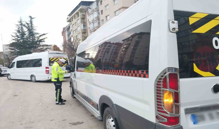 Eskişehirde okul servislerine denetim