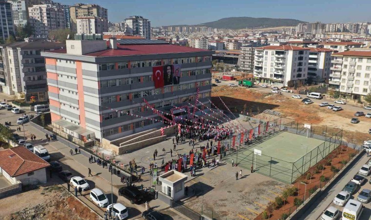 Fadıloğluna “Teşekkür Plaketi”