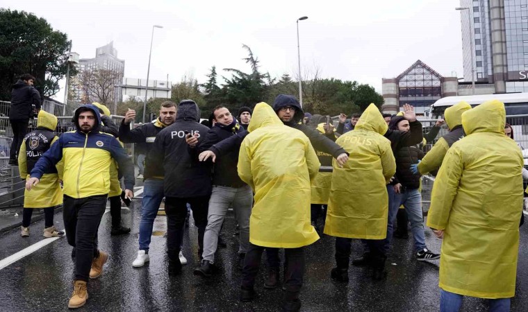 Fenerbahçe taraftarı, Tüpraş Stadyumuna geldi