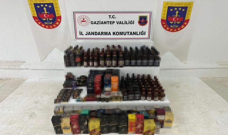 Gaziantepte 643 litre kaçak alkol ele geçirildi: 4 gözaltı