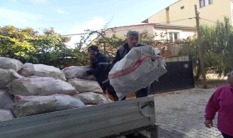 Germencik Belediyesi ihtiyaç sahiplerine destek vermeye devam ediyor