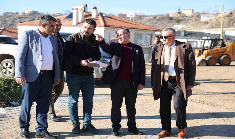 Hacılarda yol çalışmaları tüm hızıyla sürüyor