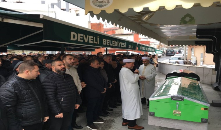 Halil Özdemirin acı günü; Vefat eden babası Salih Özdemir toprağa verildi