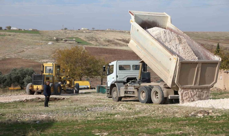 Haliliyede merkez ve kırsal mahallelerde yol çalışması