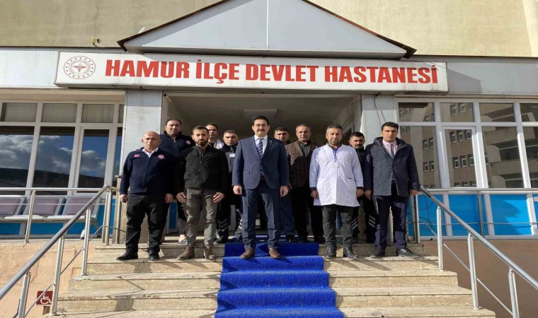 Hamur Kaymakamı Yıldırım, ilçedeki kurumları denetledi