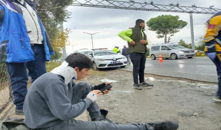 Hatay’da işçi servisi, hafriyat kamyonuna çarptı; 16 yaralı