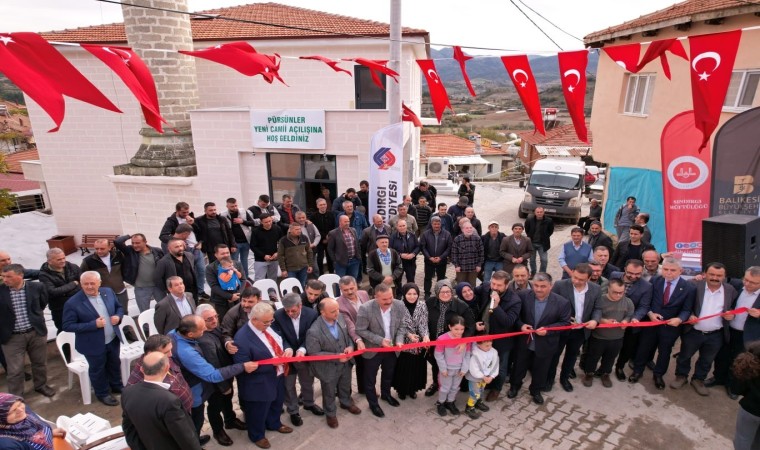 Hayırseverlik Örneği Pürsünler Cami ibadete açıldı