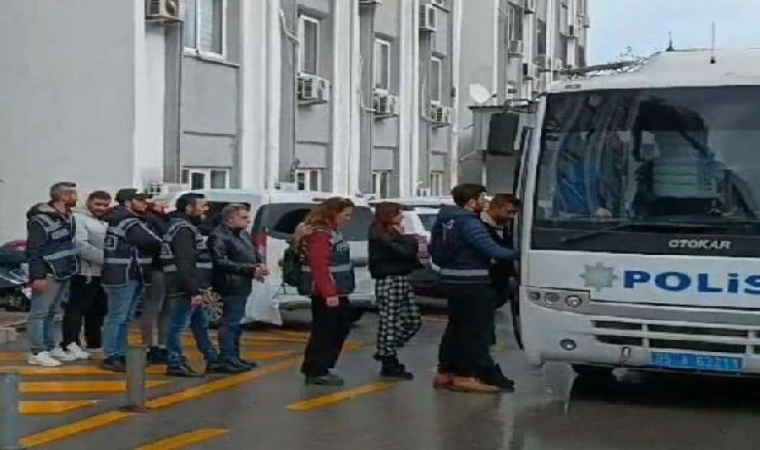 İzmir merkezli 5 ildeki dolandırıcılık operasyonunda 52 şüpheli adliyede