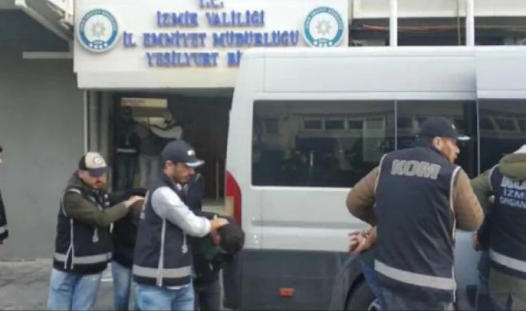 İzmir’de ’Altunbaş’ suç örgütüne operasyonda 8 tutuklama