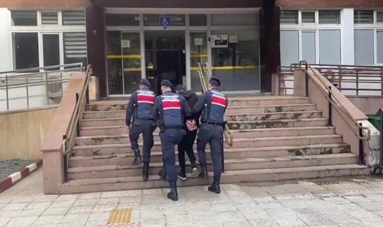 İzmirde kastan adam öldürme suçundan aranan zanlı yakalandı