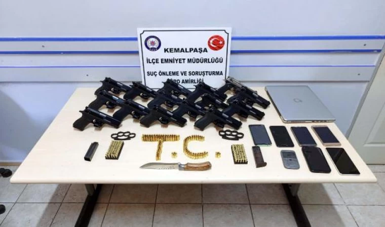 İzmir’de silah ticareti yapan çete çökertildi: 2 tutuklama