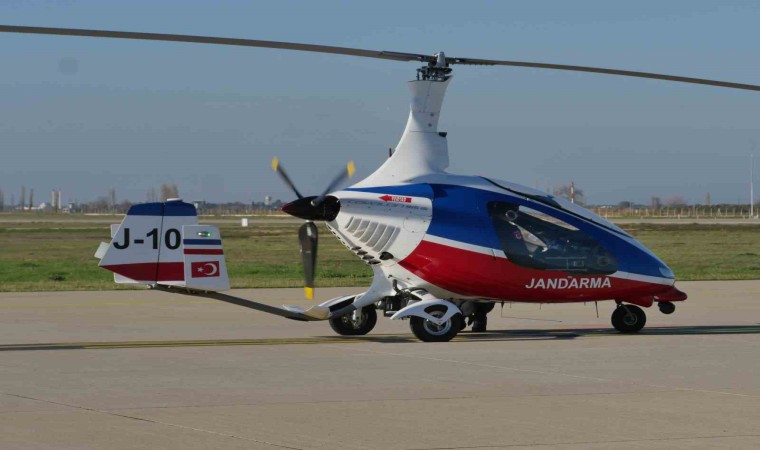 Jandarma zeytinlikleri gyrocopter ile korunuyor