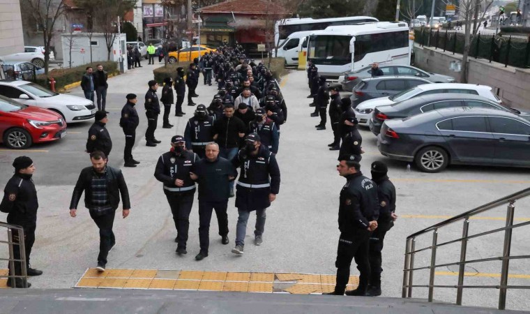 Kafes operasyonunda yakalanan 13 kişi tutuklandı