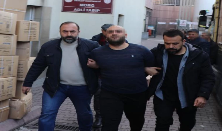 Kardeşlerden birini öldürüp, diğerini yaralayan şüpheli yakalandı