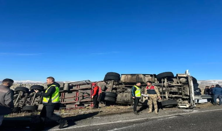 Kars’ta 2 trafik kazasında 5 yaralı