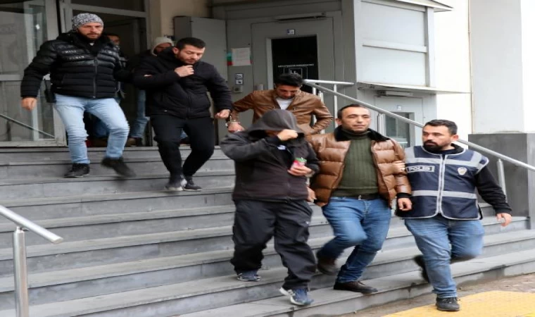 Kayseri’de kesinleşmiş hapis cezasıyla aranan 9 kişi yakalandı