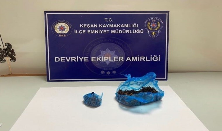 Keşanda polisin durdurduğu 2 şüpheliden 19,06 gram uyuşturucu ele geçirildi