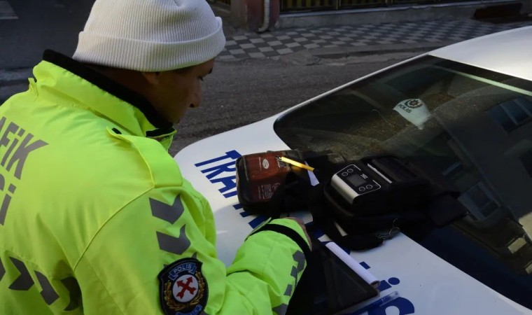 Kırklarelide trafik denetimi: 4 araç trafikten men edildi