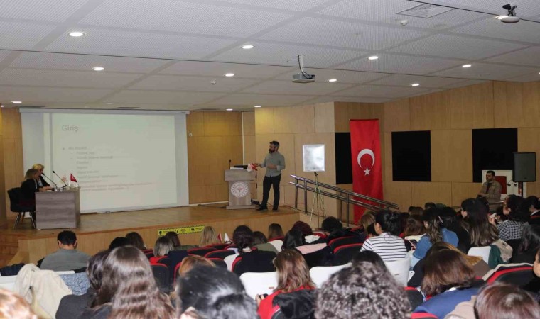 Kırklarelinde yoğun bakım hemşirelerine sempozyum