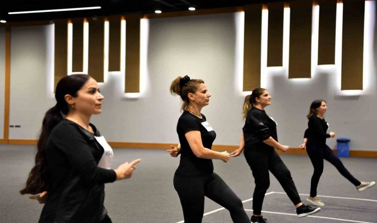 Konyaaltı Belediyesi Halk Oyunları Topluluğuna rekor başvuru