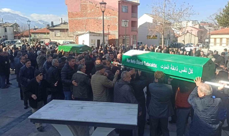 Konyada eski kocası tarafından öldürülen kadın ve kızı toprağa verildi