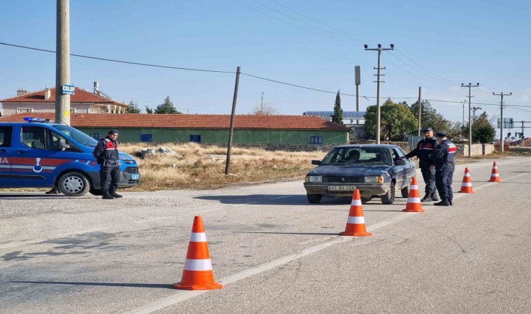 Kuluda jandarma ekiplerinden asayiş uygulaması