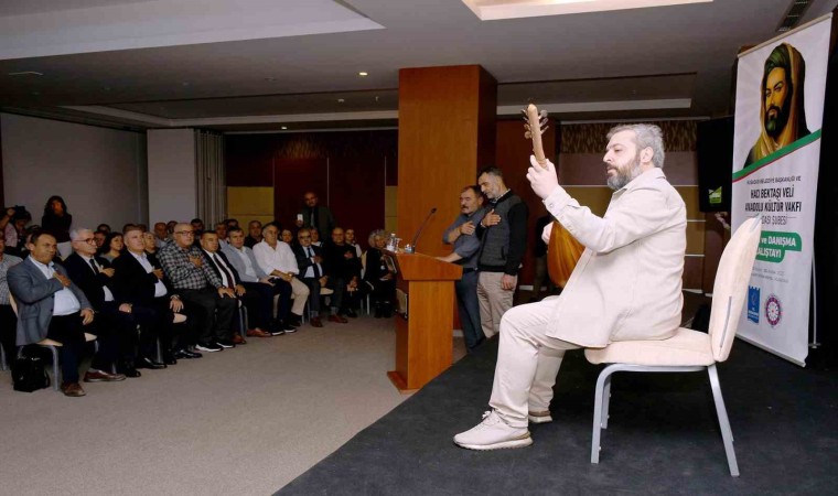 Kuşadasında Hacı Bektaş Veli Anadolu Kültür Vakfı Eğitim ve Danışma Çalıştayı Başladı