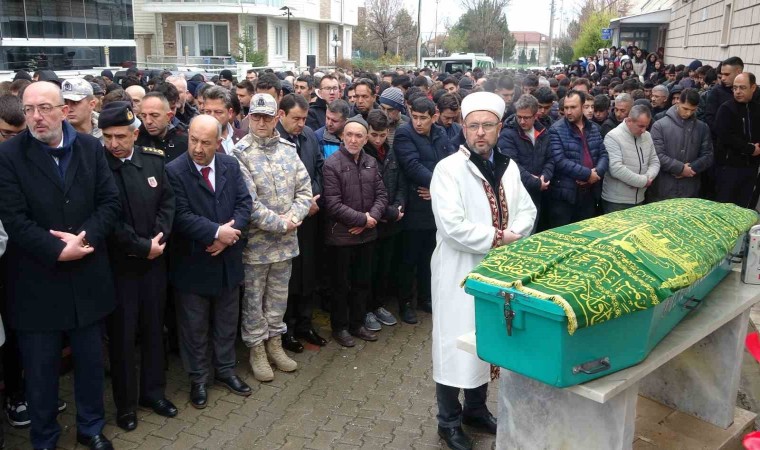 Kütahyada hayatını kaybeden lise müdürü son yolculuğuna uğurlandı