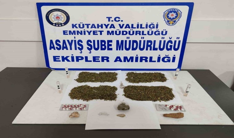 Kütahyada uyuşturucu operasyonlarında 4 şüpheli gözaltına alındı