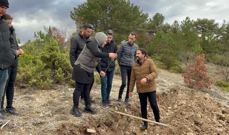 Kütahyada yeni göreve başlayan orman mühendislerine refiklik eğitimi