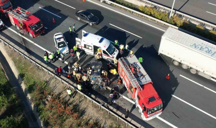 Kuzey Marmara Otoyolunda feci kaza: 6 yaralı