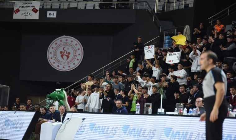 Manisa, basketbolu çok sevdi