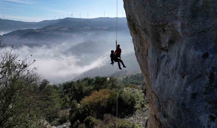 Manisa JAK Timinden nefes kesen tatbikat