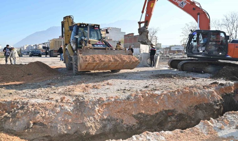 Manisa trafiğini rahatlatacak projede altyapı çalışmaları başladı