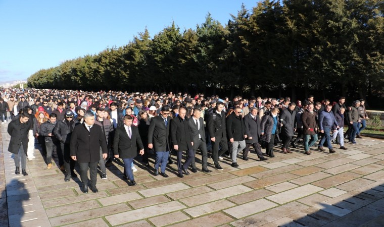 Manisalı gençlerden duygu dolu ziyaret