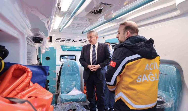 Mardinde 4 yeni ambulans hizmete girdi