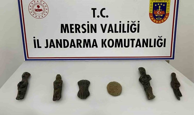 Mersinde evinde tarihi eser bulunan şüpheli gözaltına alındı