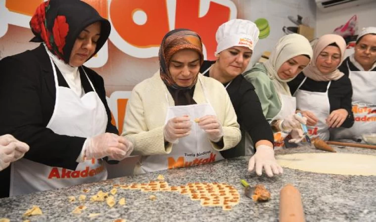 Mutfak Akademisi kursiyerleri yerli ürünlerle yardım yemekleri hazırladı