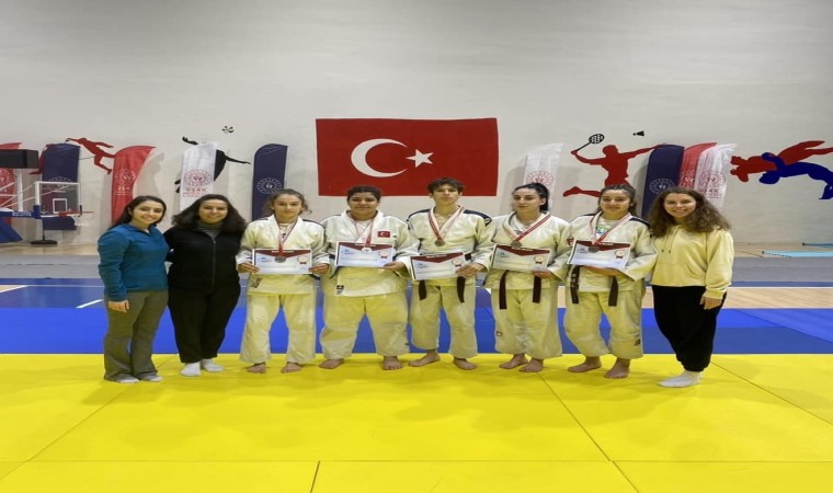 Okul sporlarında Salihli rüzgarı esti