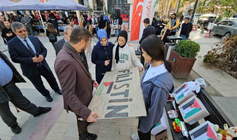 Ortaokul öğrencilerinden Filistine yardım