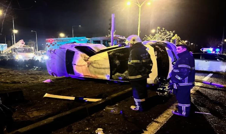 Otoparktan çaldığı otomobille kaza yapan sürücü yakalandı