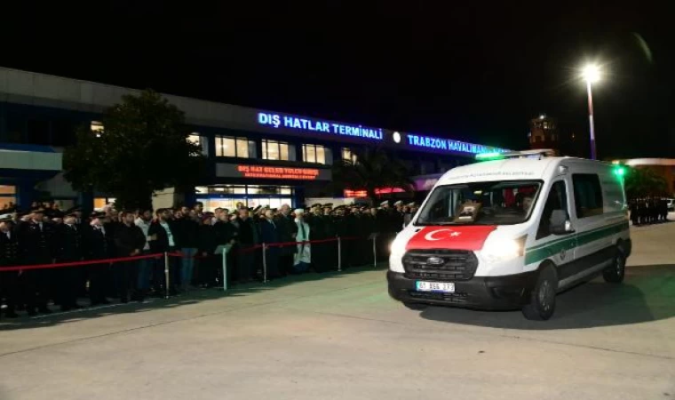 Pençe-Kilit şehitleri, Hakkari’deki törenin ardından memleketlerine uğurlandı (2)