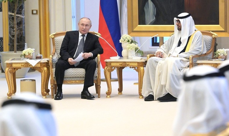 Putin, BAE Devlet Başkanı Zayed Al Nahyan ile görüştü