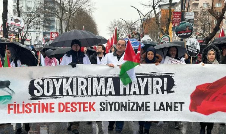 Sağlık çalışanlarından sessiz Filistin yürüyüşü